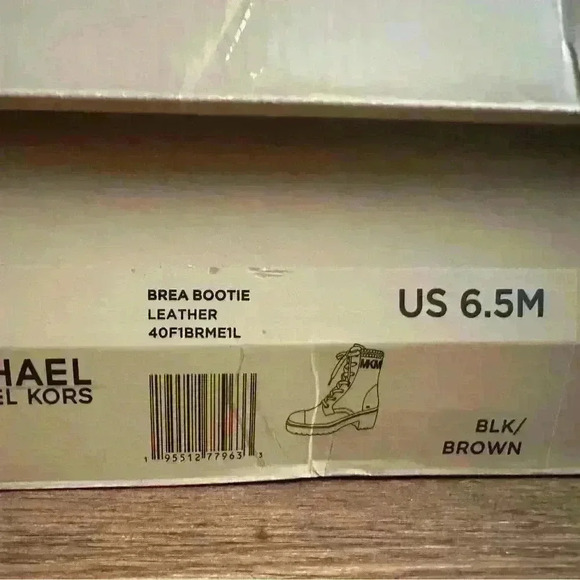 Michael Kors Brea leather jacquard boot - Picture 5 of 5